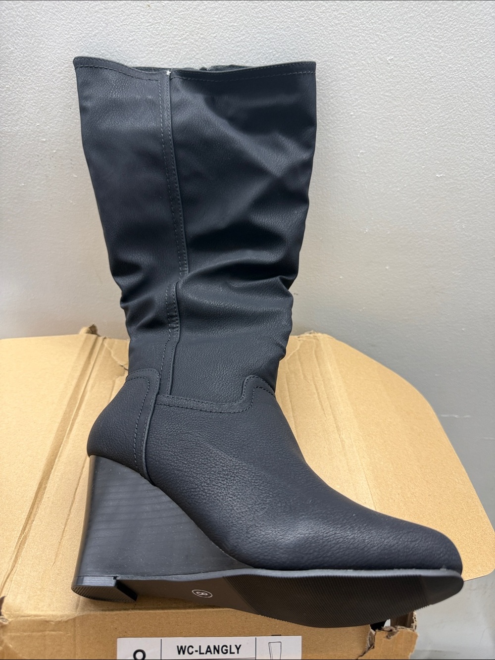 Journee Collection WC LANGLY Black Wedge Mid-Calf Boots Women’s Size 8